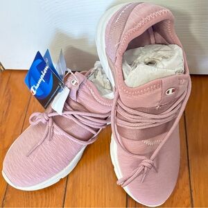 New Champion sz5.5 Pink Texture Sneakers